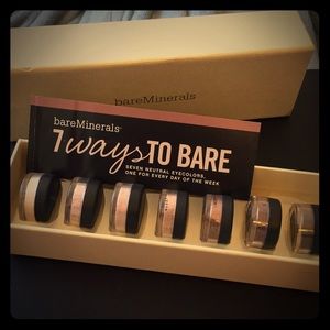 Bare Minerals Eyeshadow Set, Includes 7 Colors